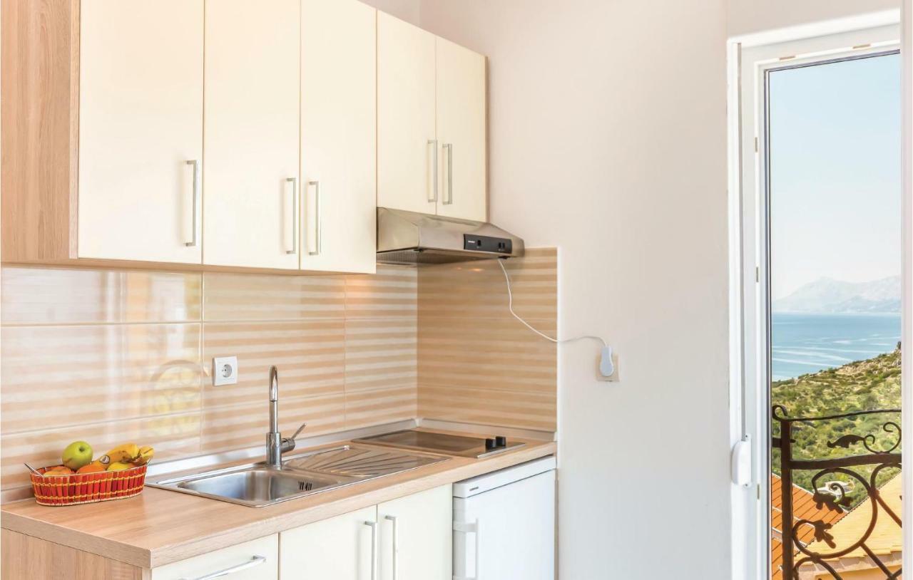 Nice Studio In Krvavica With Kitchen Exterior foto